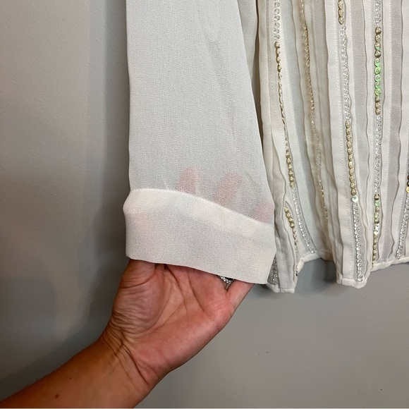 NWOT The Paragon White Sheer Sequin Blouse – Size S - Picture 5 of 7